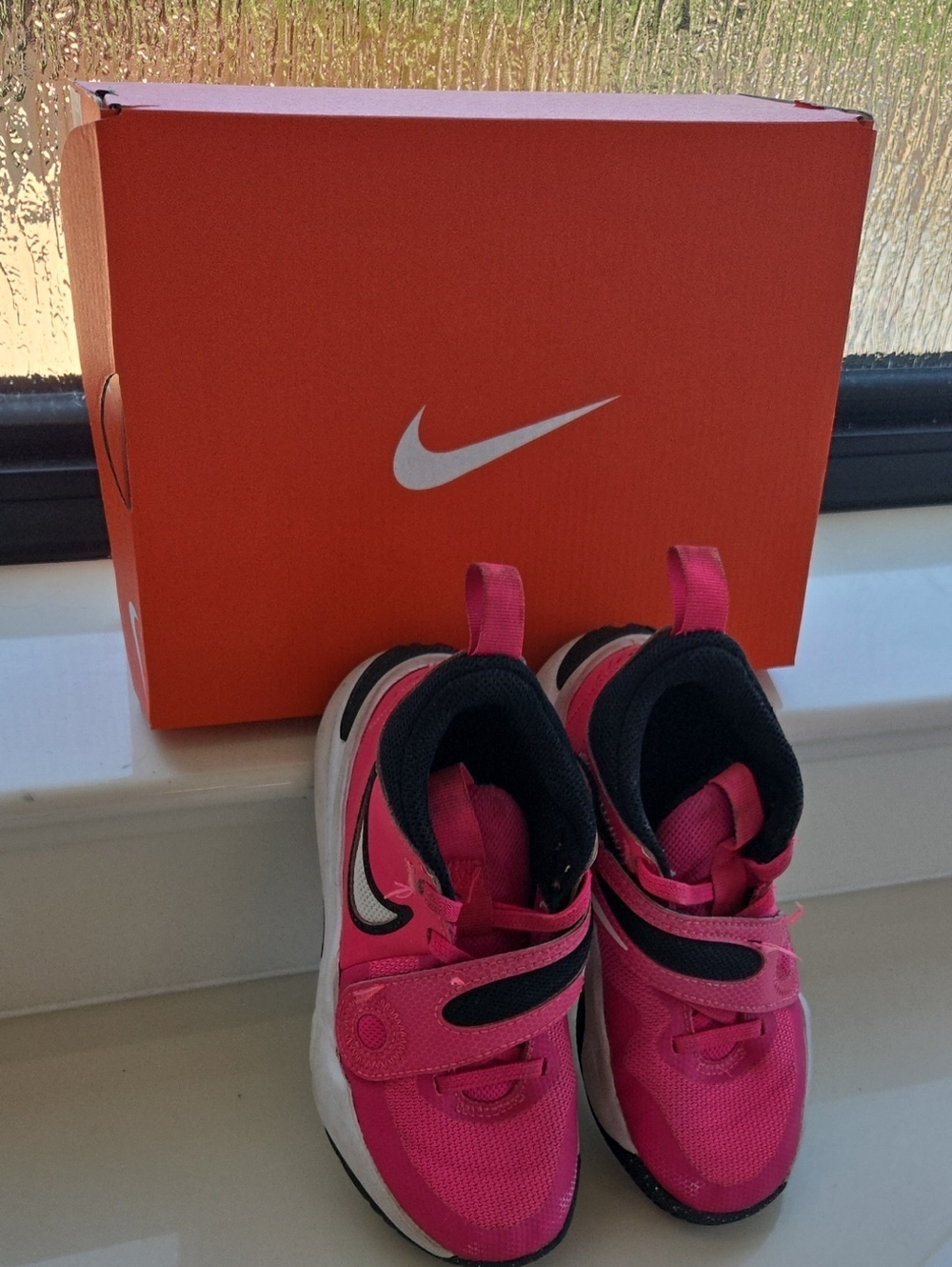 Nike Strap Girl Sneakers - 12C